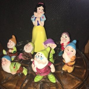 Price Reduction!  Vintage porcelain Disney Snow White and 7 dwarfs